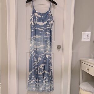 Knox Rose Sky Blue and Cream Maxi Dress, size L